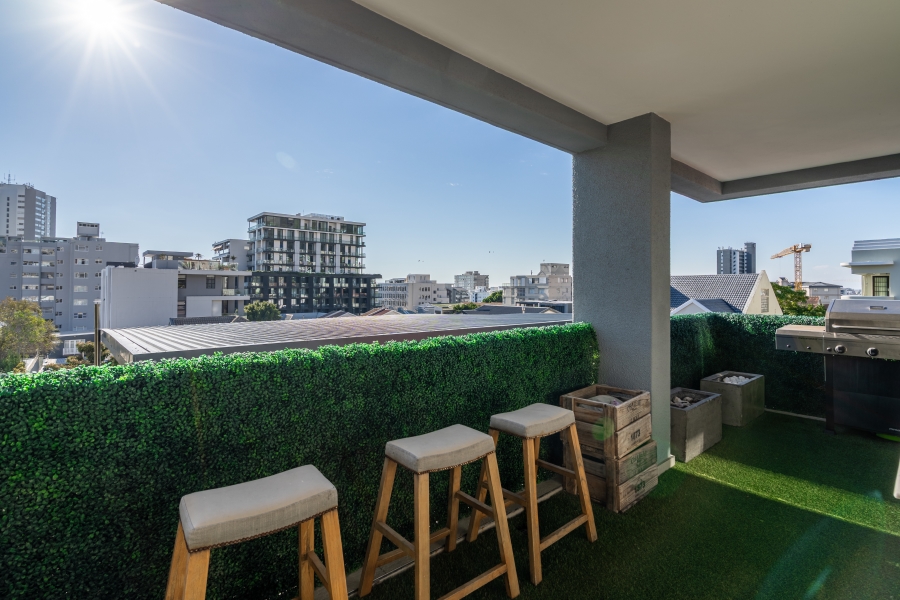 2 Bedroom Property for Sale in Fresnaye Western Cape